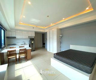 For Lease Studio in Icon Plaza, BGC