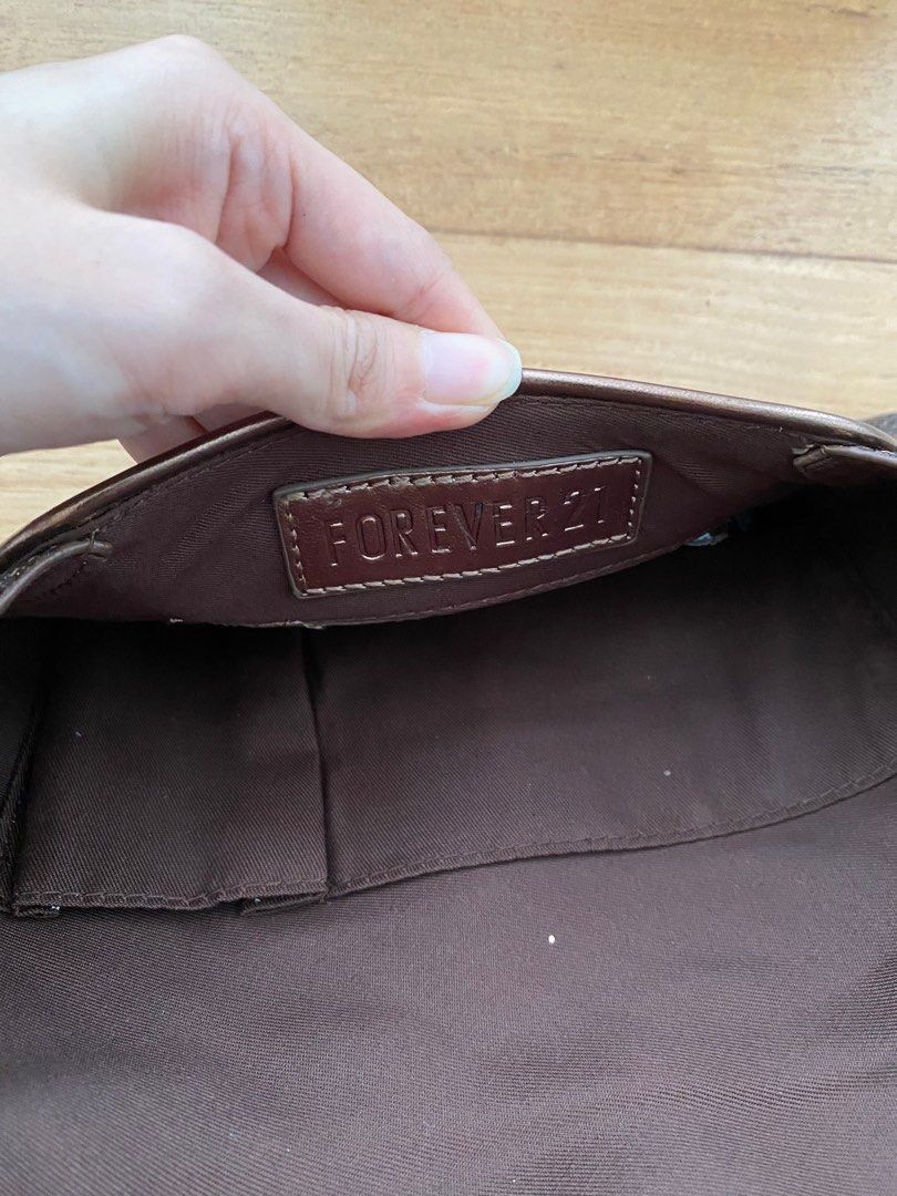 Forever shop 21 clutch