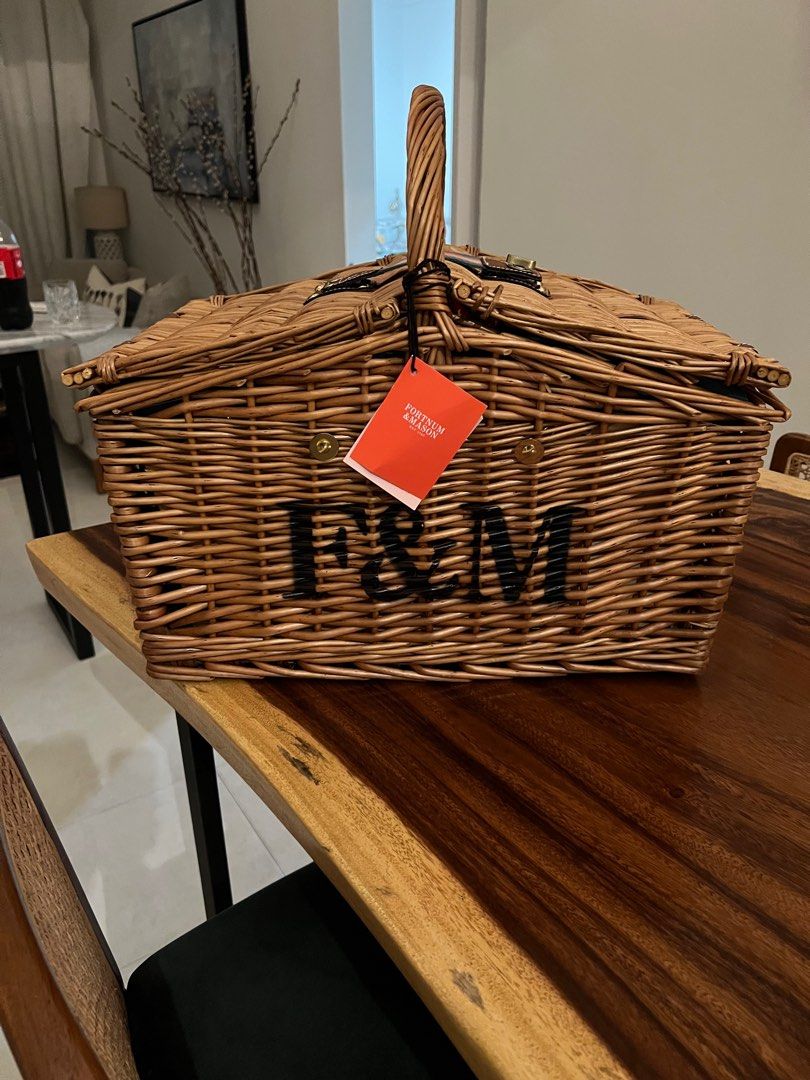 Fortnum & Masons Picnic Basket, Furniture & Home Living, Kitchenware