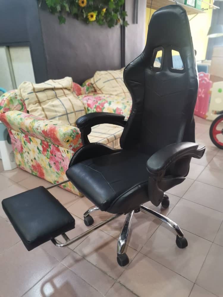 2nd hand gaming chair sale