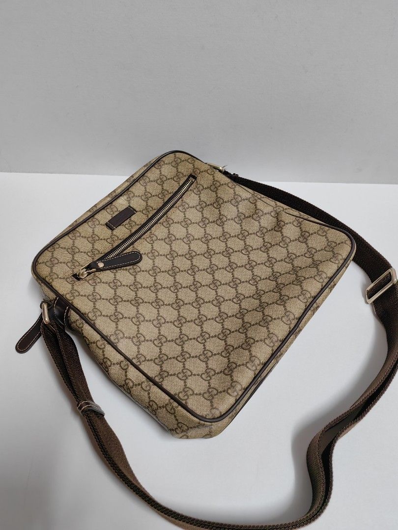 Gucci messenger hotsell bag for men