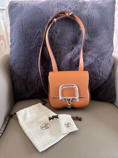 （分類：）位於 。 由 valandaa 提交（商品編號 1241107791，圖片 1）。簡介： 。