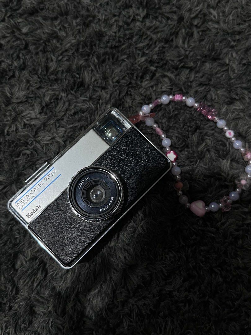 kodak instamatic 233 x camera