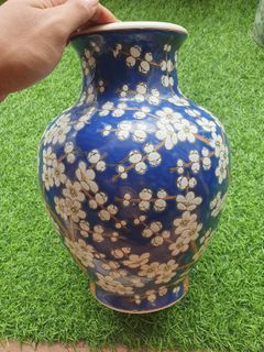 Jar porcelain china