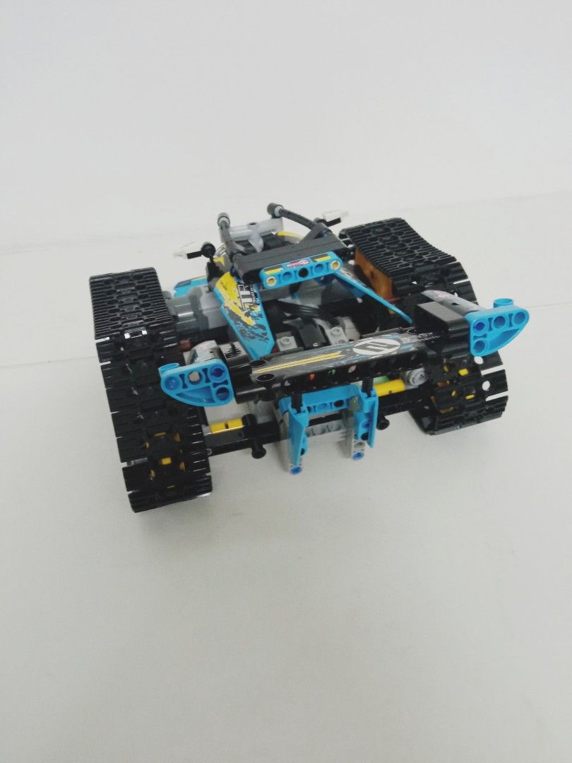 LEGO Technic Remote Control Stunt Racer 42095 Hobbies Toys