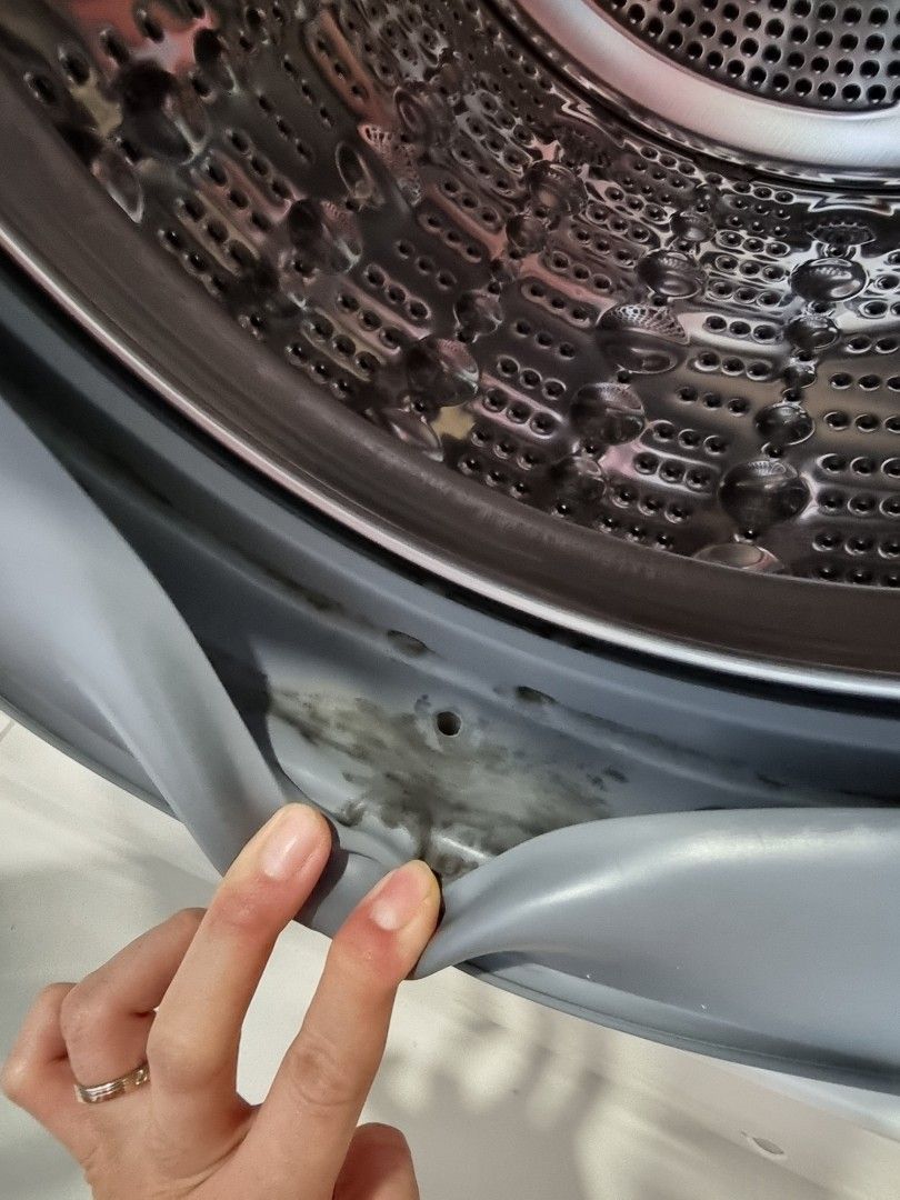 LG Inverter Direct Drive 8kg Washing Machine, TV & Home Appliances