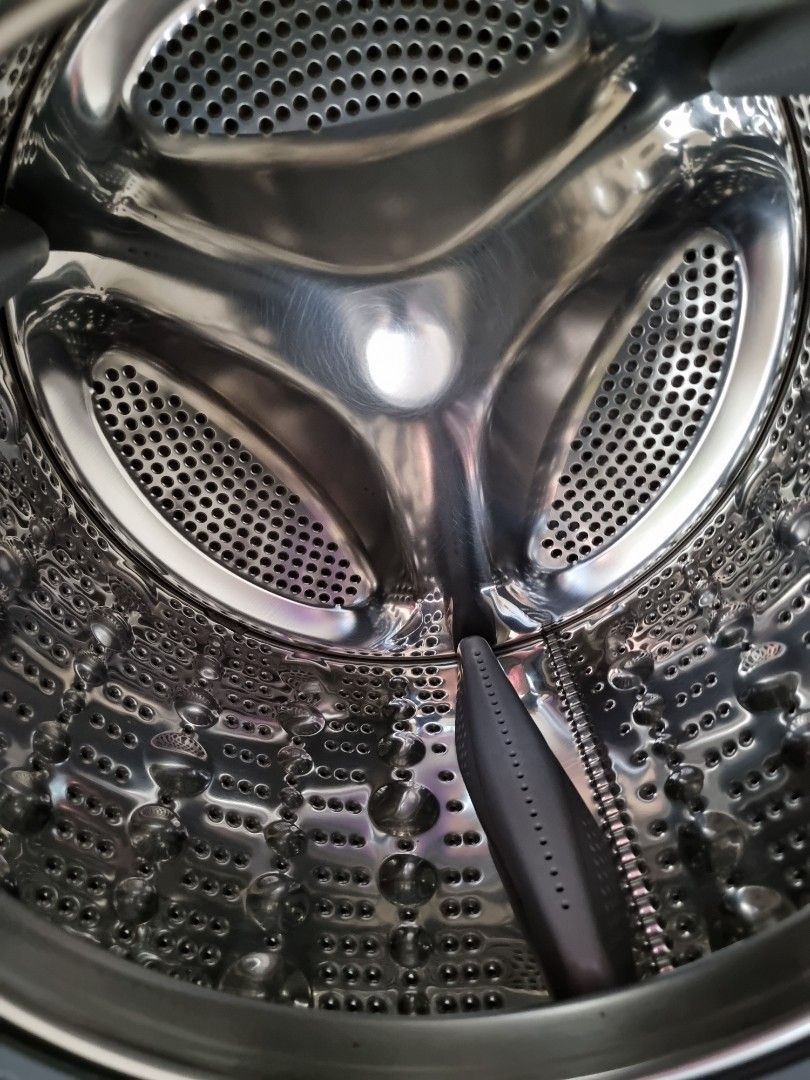 LG Inverter Direct Drive 8kg Washing Machine, TV & Home Appliances