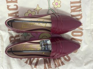 (Category: ) located in . Submitted by preloved_tira8 (Listing ID 1241087810, Image 1). Description: .