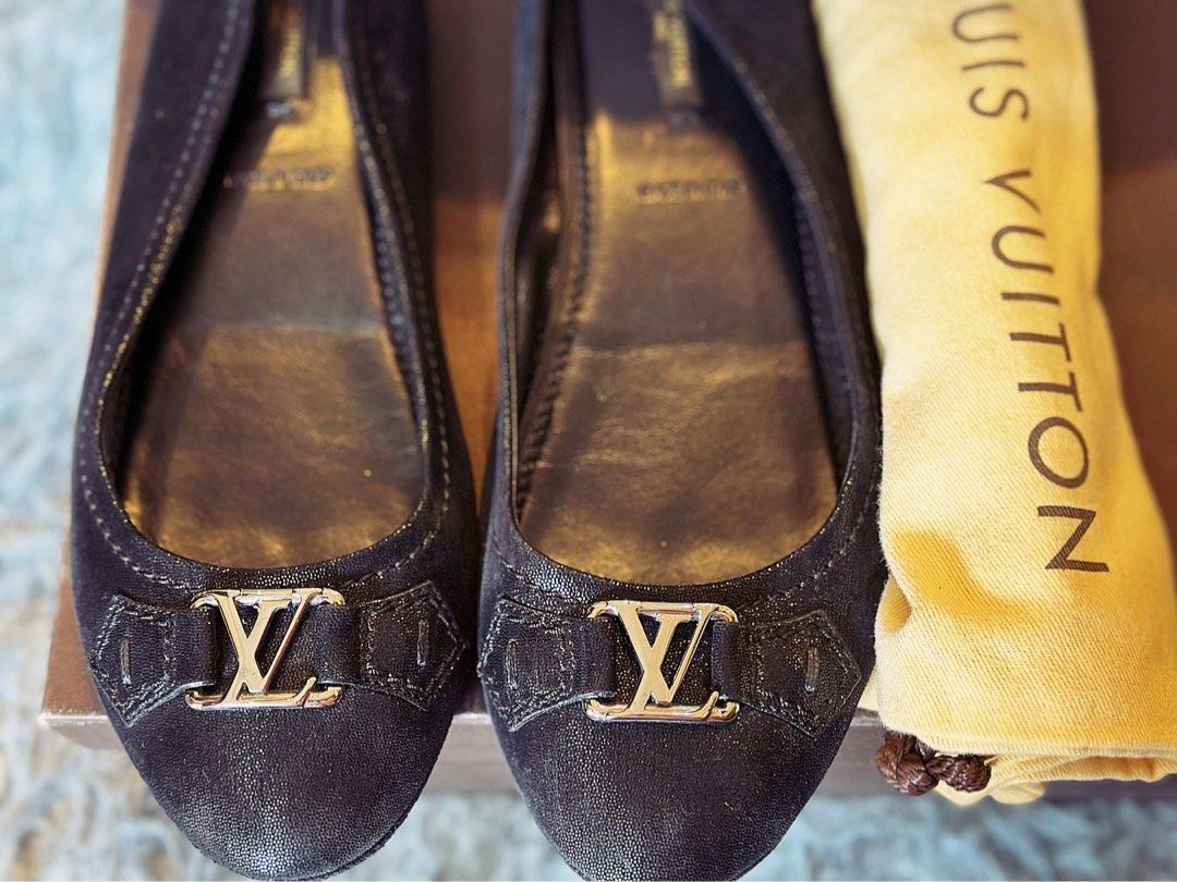 Louis vuitton hotsell black flats