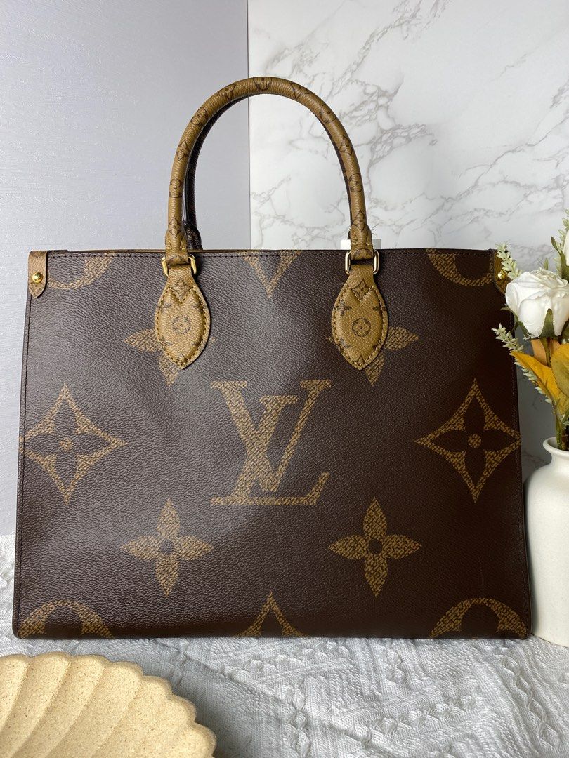Louis Vuitton On the Go GM- 18 month Review REVIEW ( Model shots, What fits  inside? Is it too big?) 