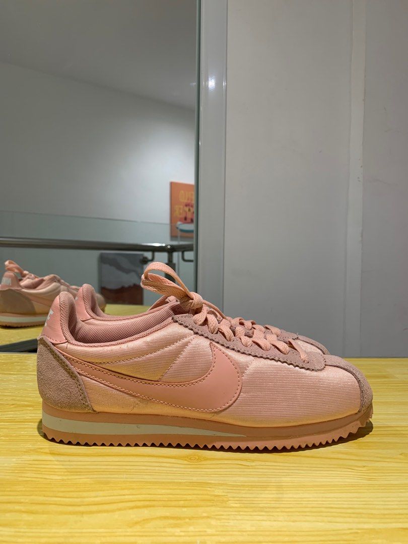 Coral nike top cortez