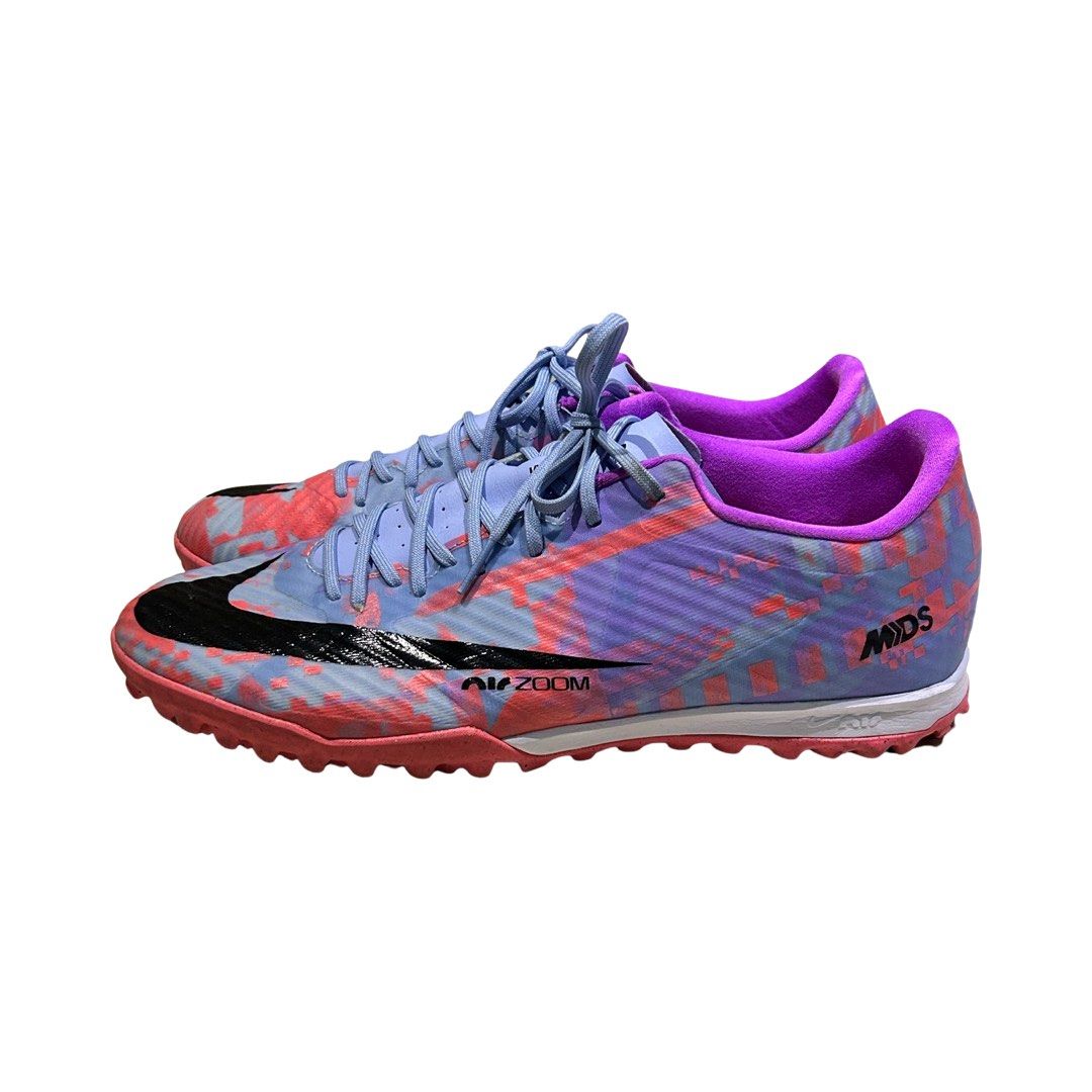 Nike CR7 Mids Futsal Shoes