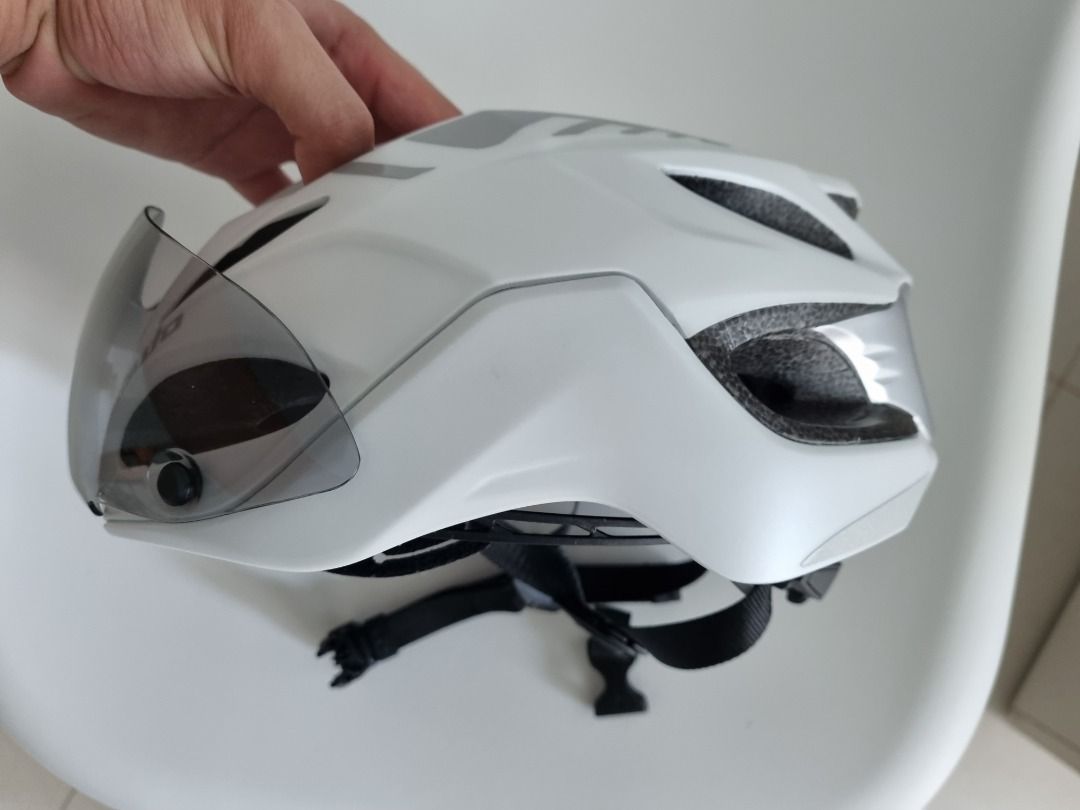 OGK Kabuto VITT Helmet Pearl White S M Sports Equipment