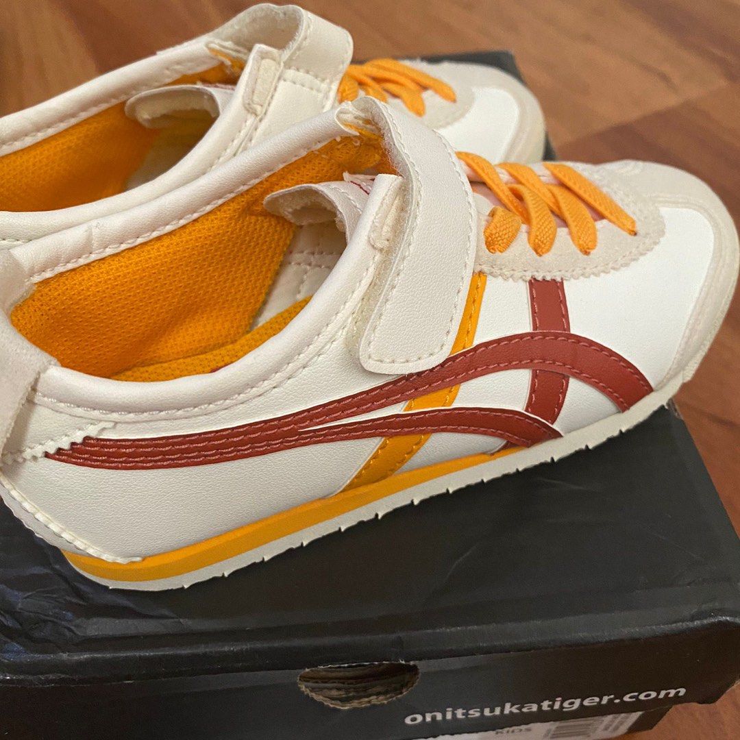 clarks bedroom slippers