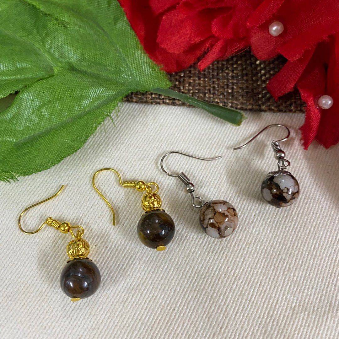 Oriental bead hook earring, Women's Fashion, Jewelry & Organisers, Earrings  on Carousell