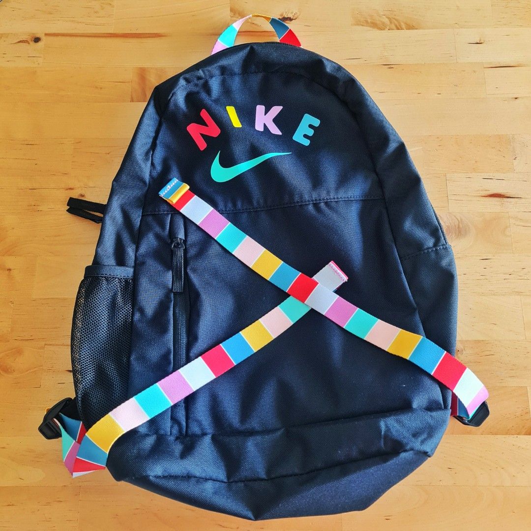 Nike sales backpack rainbow