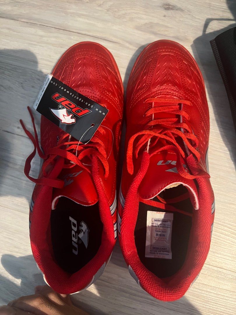 pan futsal shoes