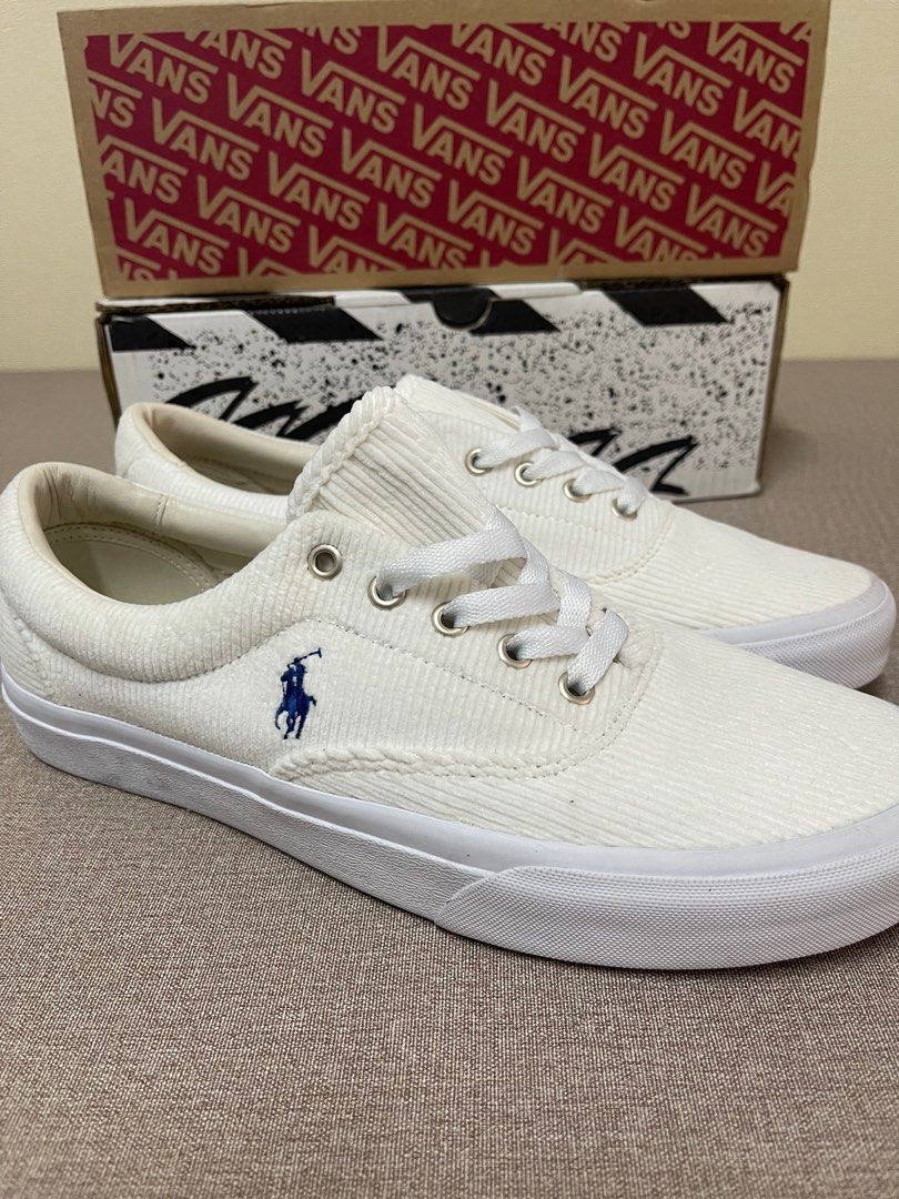 Vans store smart casual