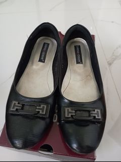 Prima Classe Flat hitam