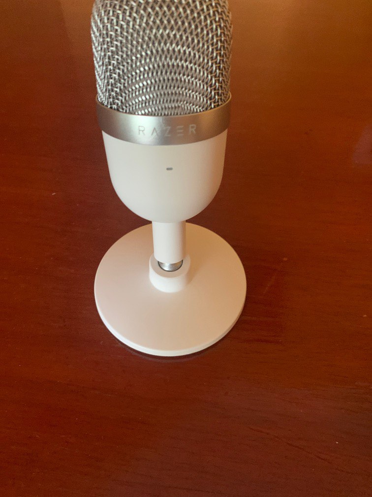 RAZER Siren Mini (Mercury), Audio, Microphones on Carousell