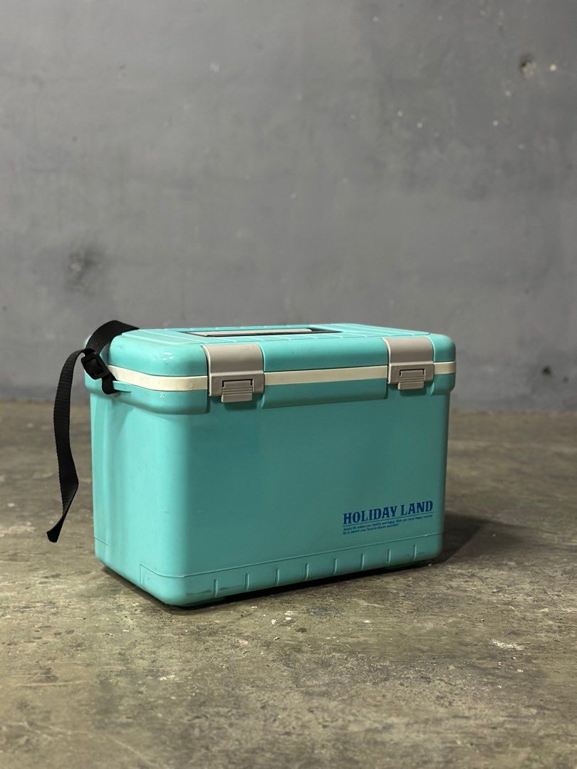 retro outdoor cooler box, Japan on Carousell