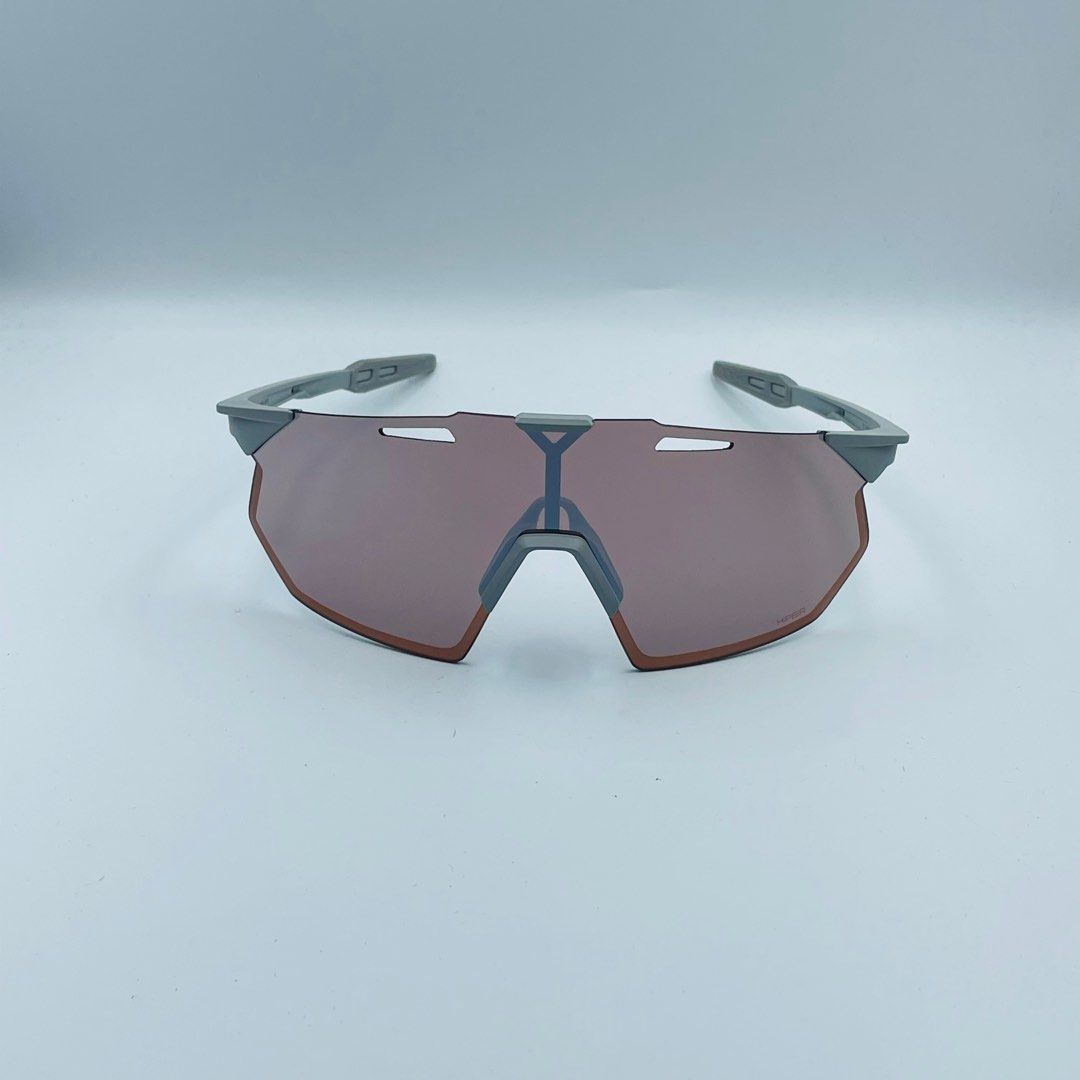 Ride 100% Hypercraft SQ Matte Stone Grey - HiPER Crimson Silver Mirror + Clear lens (Category: Sunglasses & Eyewear) located in Singapore. Submitted by gearoutfitters (Listing ID 1241123931, Image 3). Description: New 2023 model Free delivery! Brand new in original box 100% Authentic Ride 100% Hypercraft SQ Frame: Matte Stone Grey Lens 1: HiPER Crimson Silver (24% VLT) Lens 2: Clear (93% VLT - for night cycling) Fit: Asian and Standard (comes wit