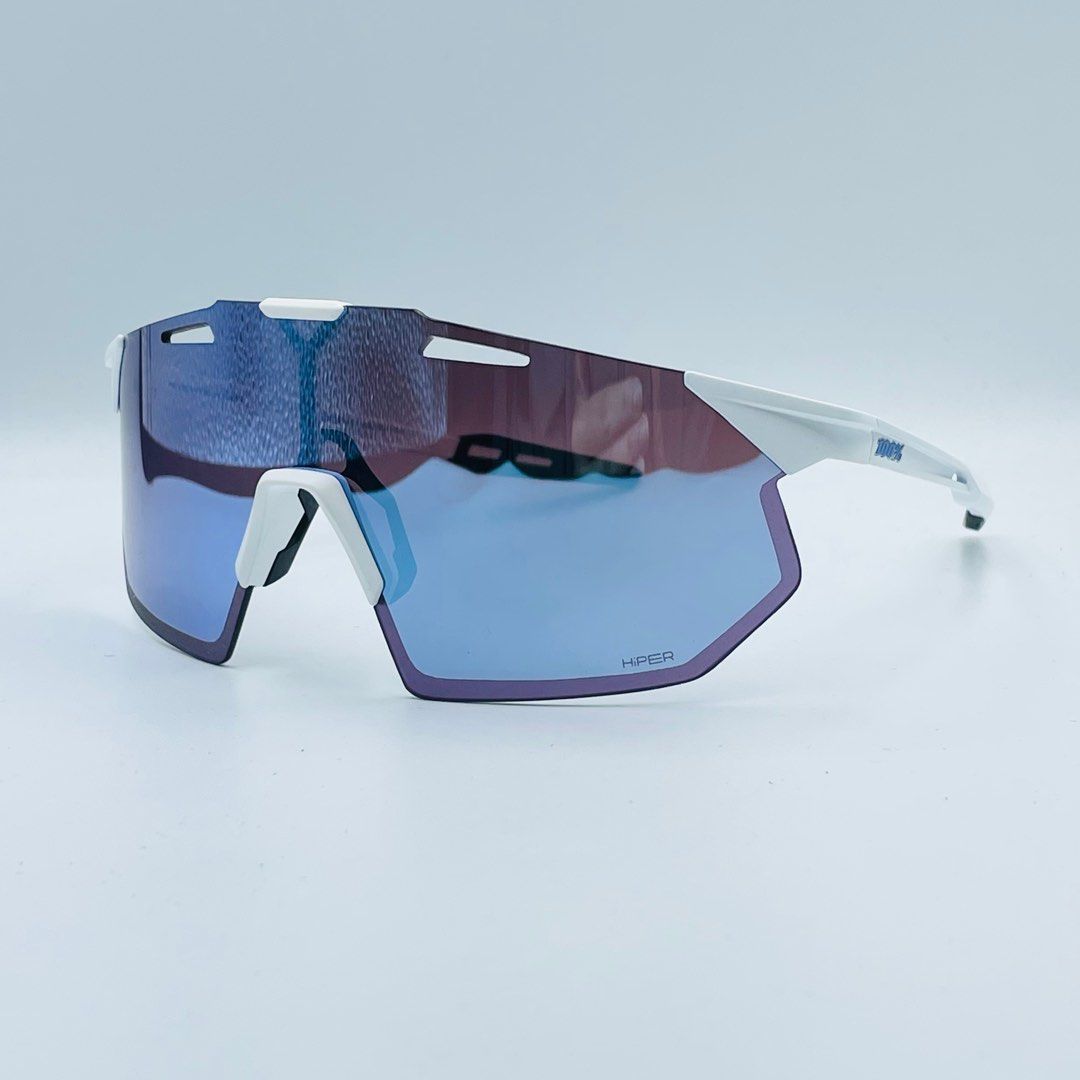 Ride 100% Hypercraft SQ Soft Tact White - HiPER Blue Multilayer Mirror + Clear lens (Category: Sunglasses & Eyewear) located in Singapore. Submitted by gearoutfitters (Listing ID 1241124578, Image 1). Description: New 2023 model Free delivery! Brand new in original box 100% Authentic Ride 100% Hypercraft SQ Frame: Matte White Lens 1: HiPER Blue Multilayer Mirror (13% VLT) Lens 2: Clear (93% VLT - for night cycling) Fit: Asian and Standard (comes 
