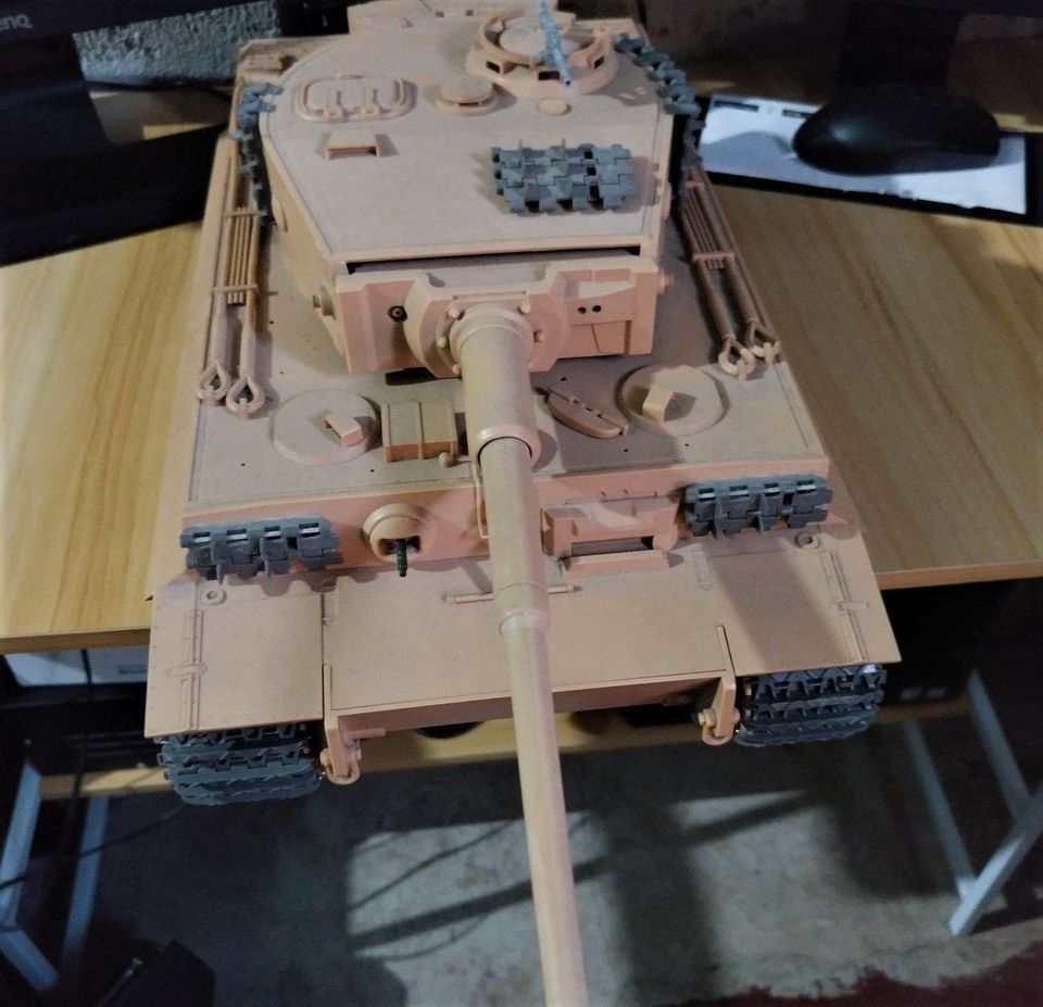 Scale Model Tiger 1 German Tank, Hobbies & Toys, Memorabilia ...