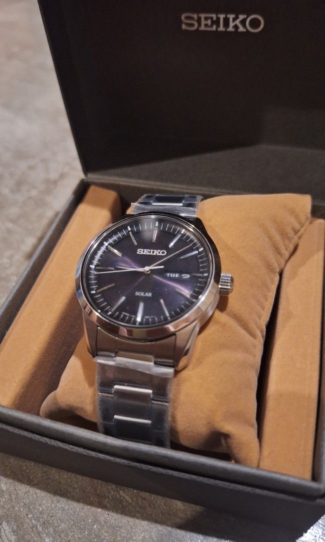 Seiko solar online sne527p1