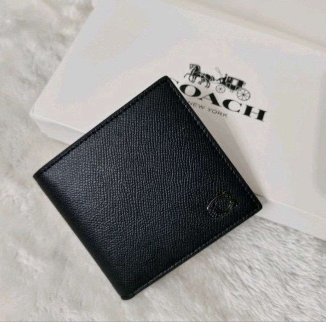 Mens wallet with online coin pocket coach