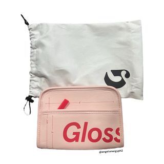 [SOLD OUT] Glossier ~ Philadelphia Exclusive mini beauty bag