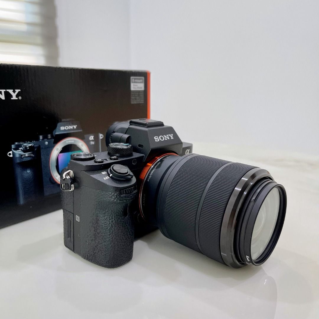 Sony A7II / A7 Mark II Mirrorless Camera + Kit Lens (ILCE-7M2K) (SC 5K)