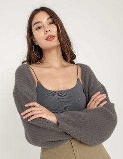 (Category: ) located in . Submitted by al.clothes (Listing ID 1241027781, Image 1). Description: .
