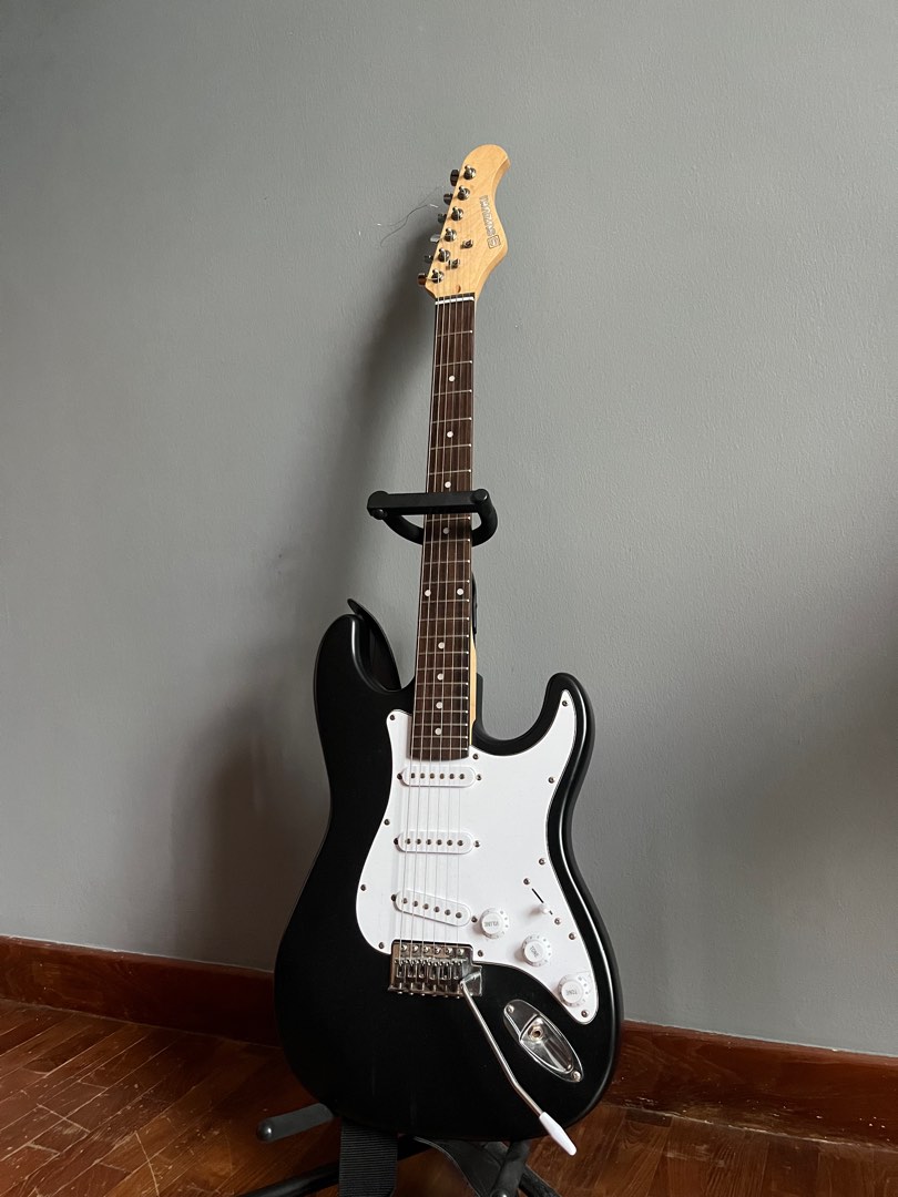 Suzuki stratocaster on sale