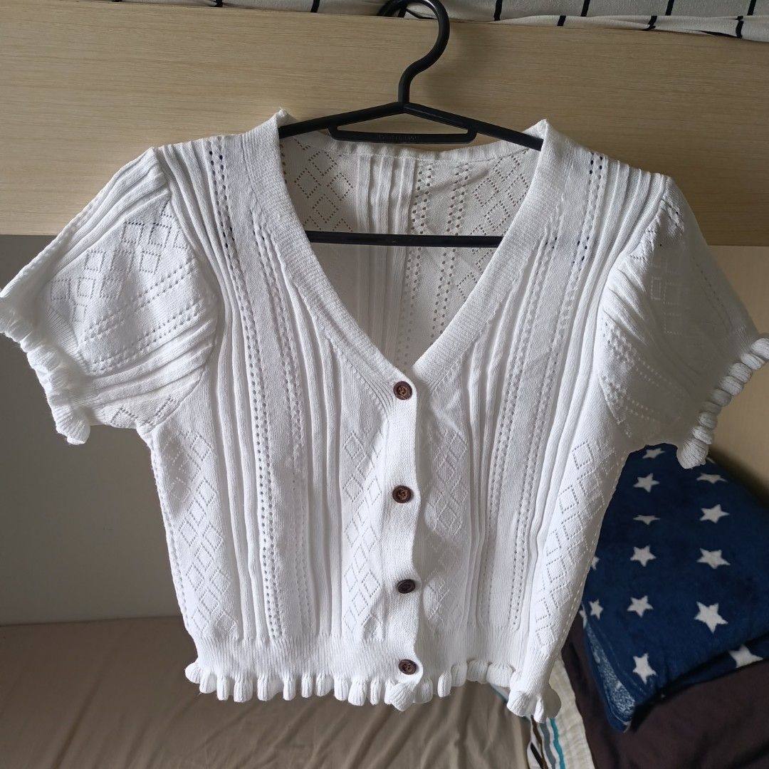 Taytay tiangge crop top bundle (Category: Shirts) located in Manila. Submitted by declutterwithiska (Listing ID 1241127775, Image 2). Description: 150 for 3 tops 60 for 1 top.
