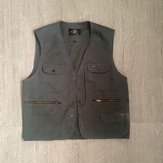 Toraichi Army green Vest