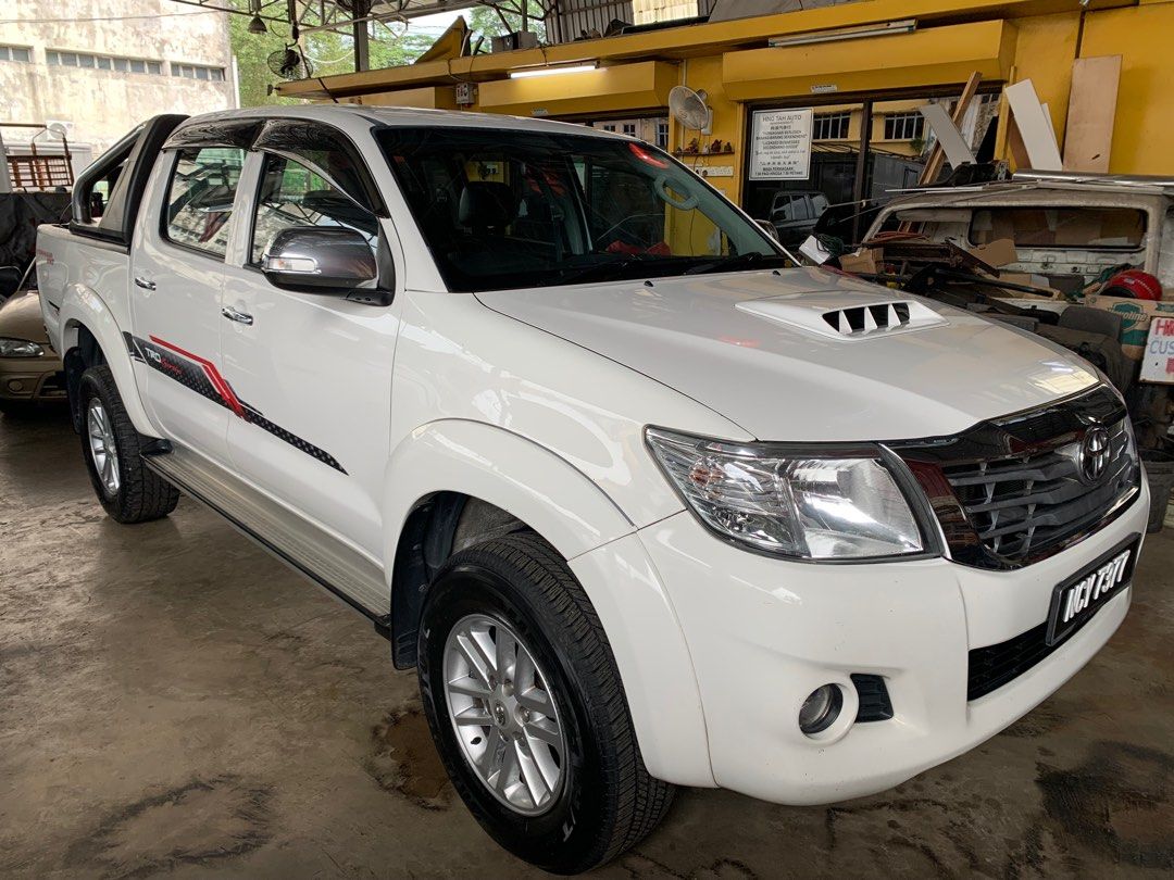 Toyota Hilux 3.0cc VNT Intercooler TRD, Cars, Cars for Sale on Carousell