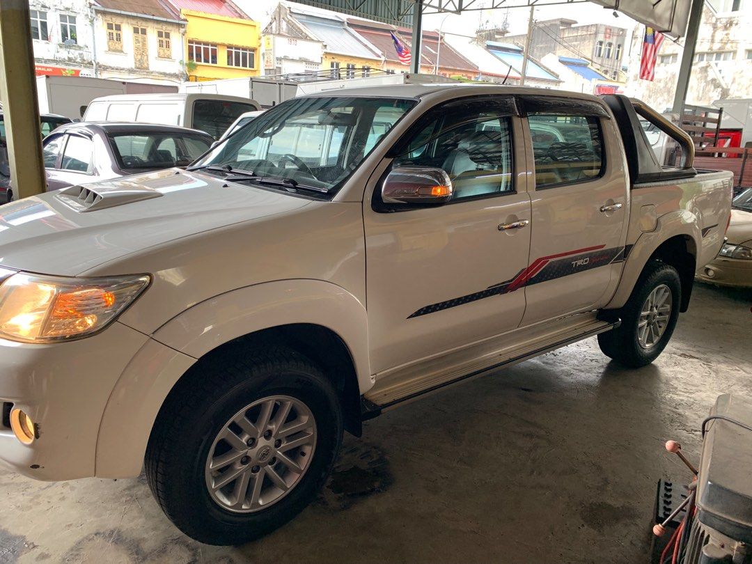 Toyota Hilux 3.0cc VNT Intercooler TRD, Cars, Cars for Sale on Carousell