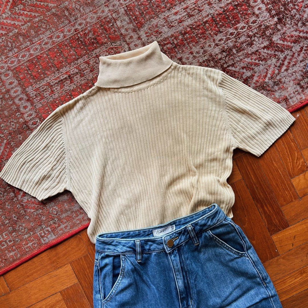 True Vintage Butter Yellow Cream Knit Turtleneck Top Women s