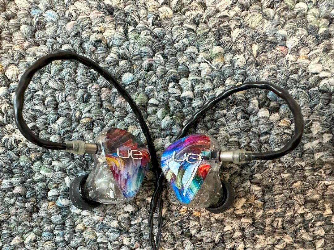 Ultimate ears universal hotsell fit