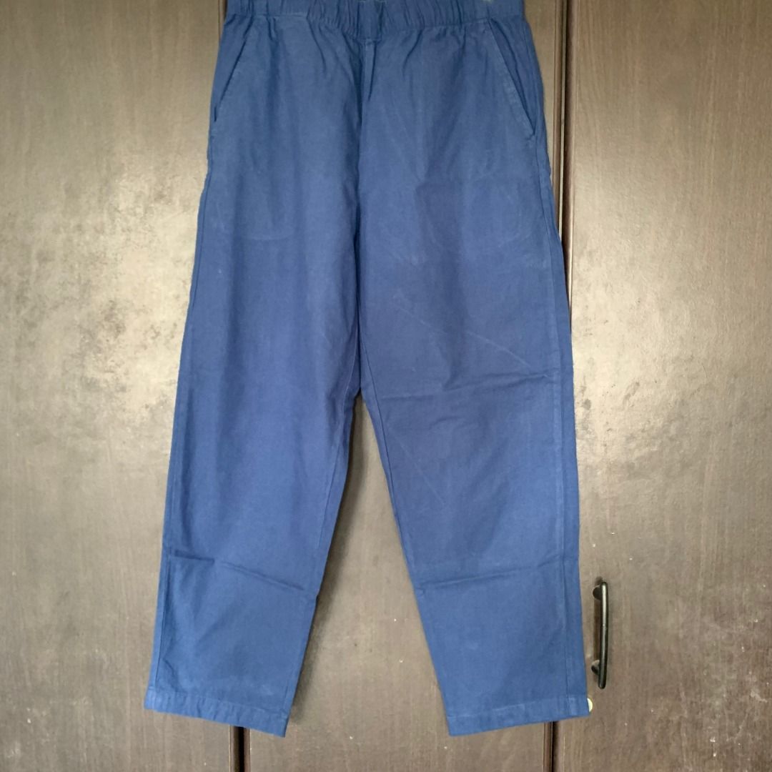 Uniqlo Cotton Relaxed Ankle Pants, Women's Fashion, Bottoms, Other Bottoms  on Carousell