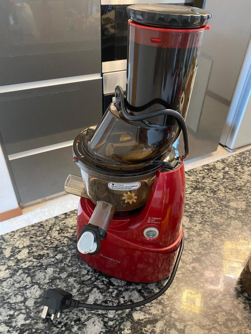 (Used) Kuvings B6000 slow juicer, TV & Home Appliances, Kitchen