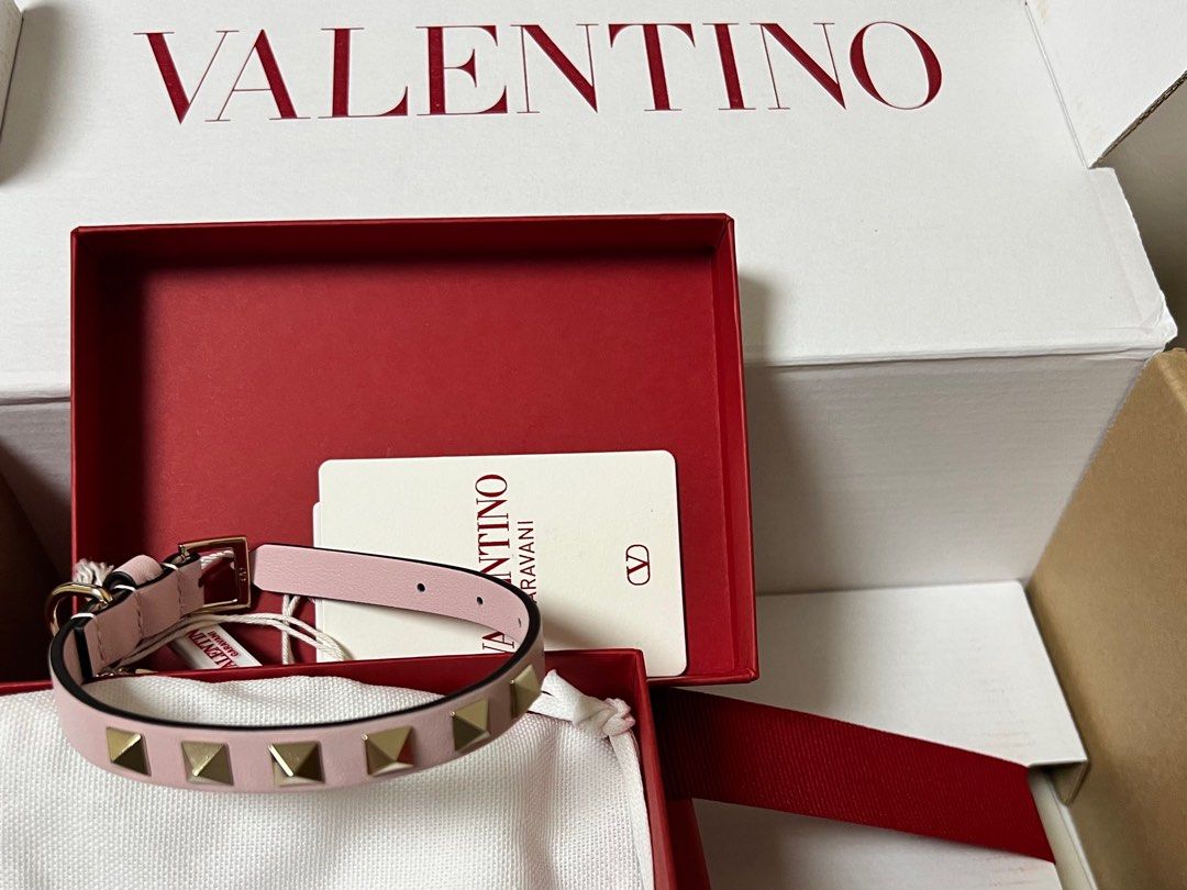 Valentino top dog collar