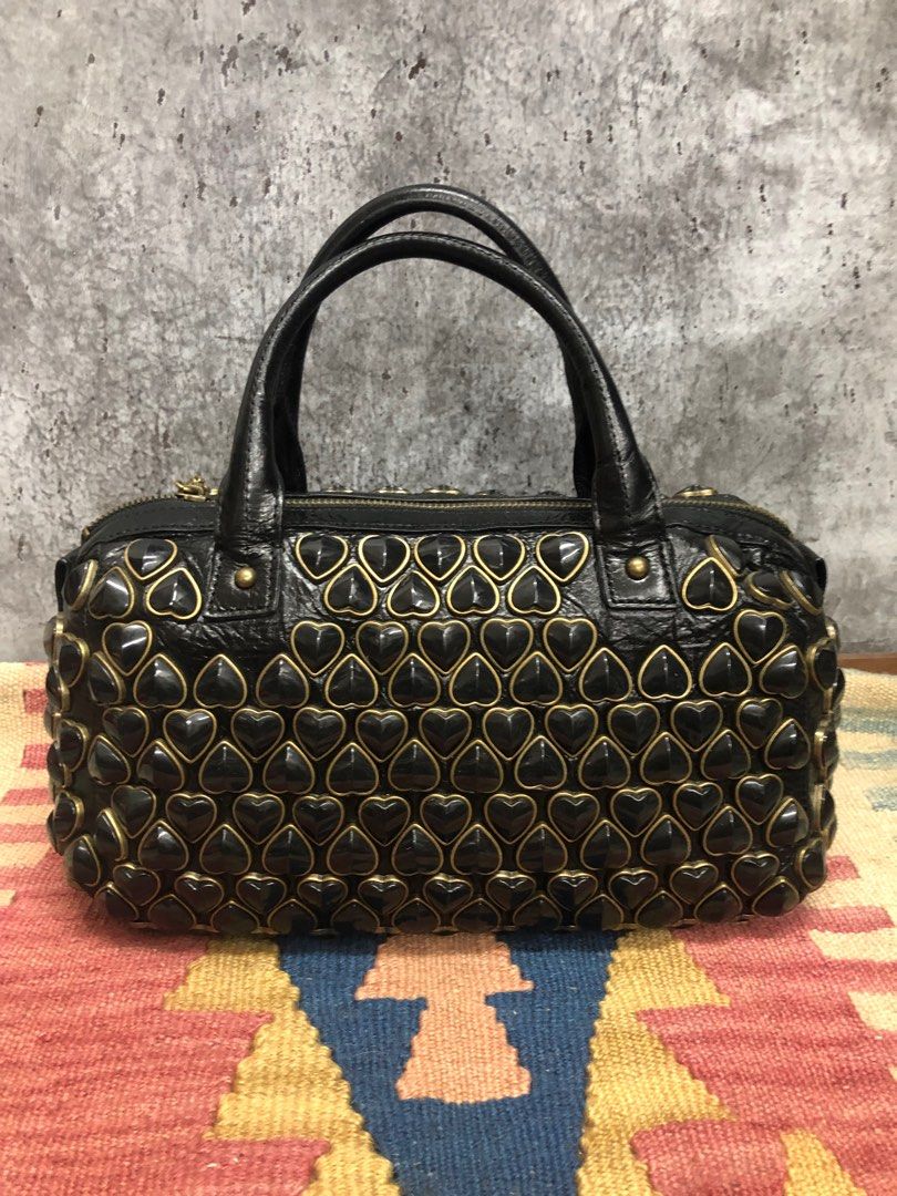 Betsey johnson black heart purse online