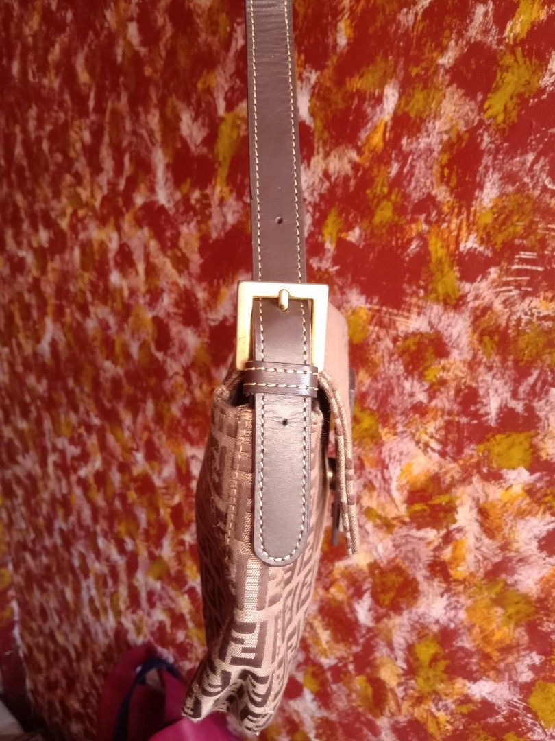 Vintage Louis Quatorze Brown Beige Baguette Kili Kili Bag - Y2K, Luxury,  Bags & Wallets on Carousell