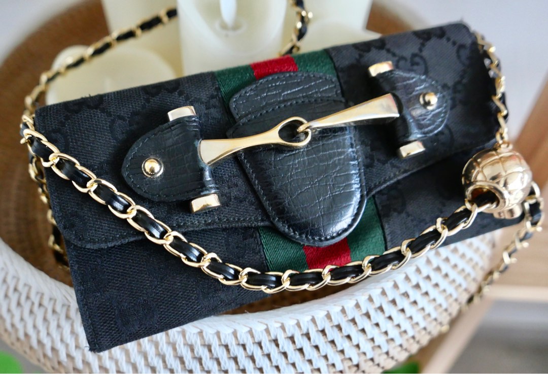 Vintage Gucci HOBO Monogram Horsebit Bag Review 