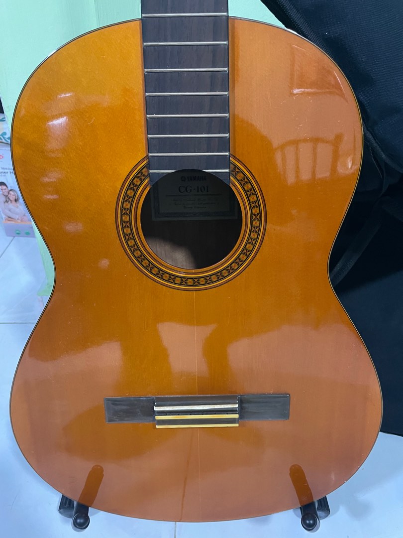 Yamaha CG 101 Classical Guitar Unstrung Hobbies Toys Music yamaha-cg-101-classical-guitar-unstrung-hobbies-toys-music