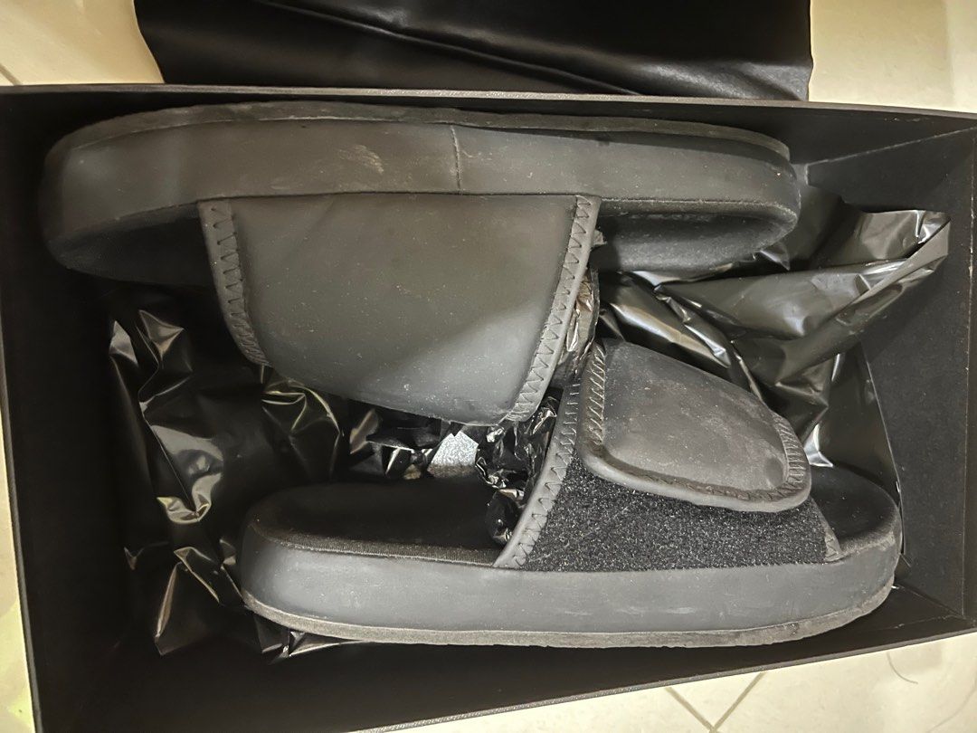 yeezy season 7 slides price