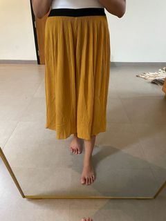 Zara Pleated Pants - celana zara plisket