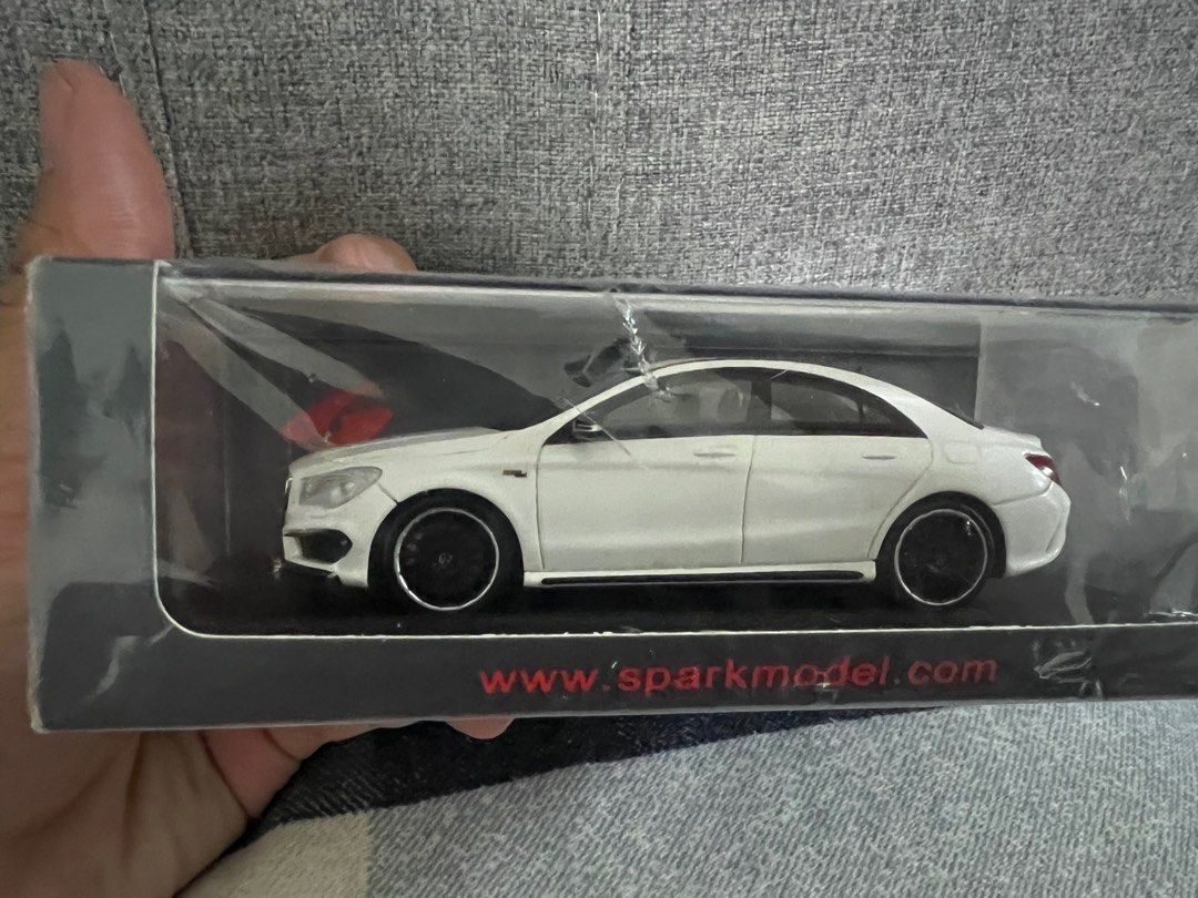 Mercedes cla toy car outlet